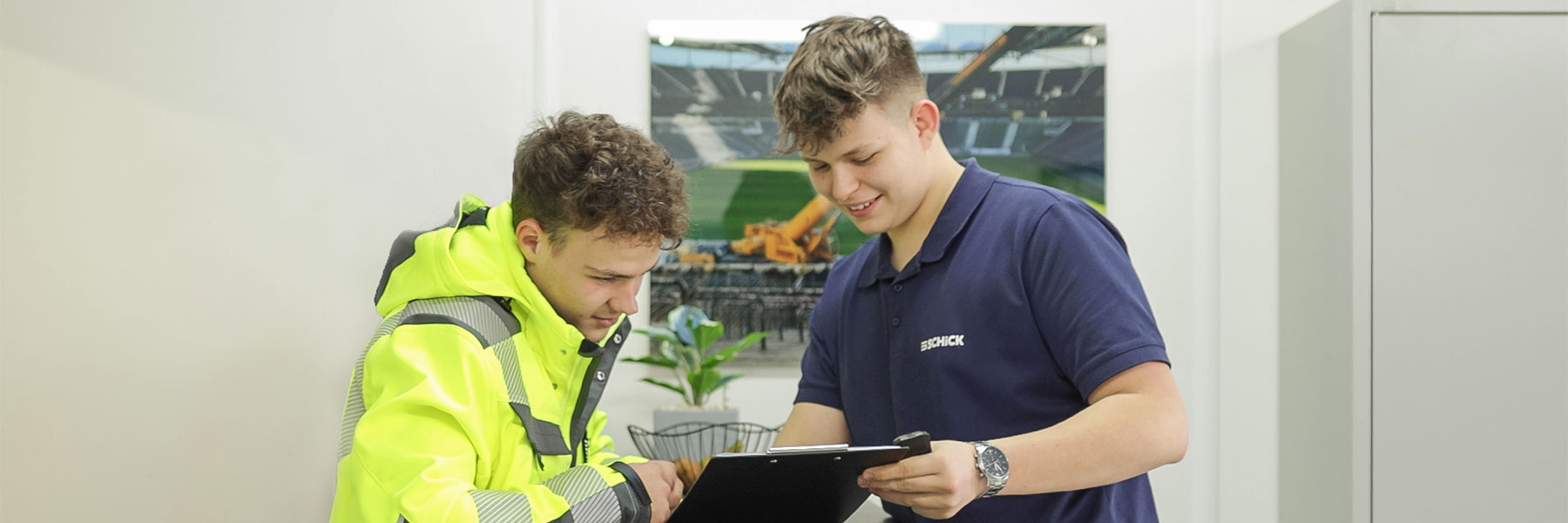 Ausbildung Berufskraftfahrer:in (m/w/d) ab Sep­tember 2026